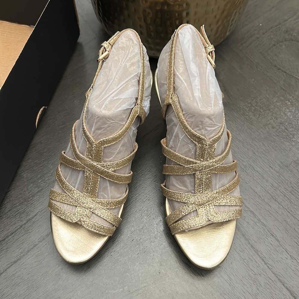 NATURALIZER BAYLOR DRESS SANDAL - Picture 4 of 12